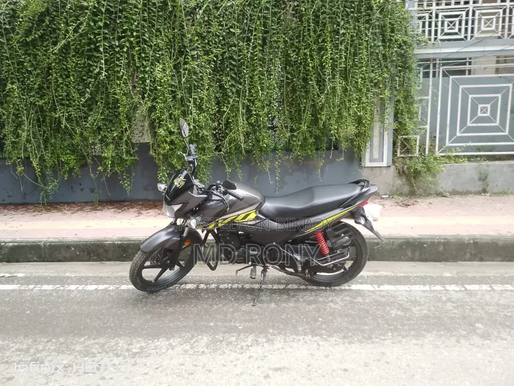 Honda 2022 Gray