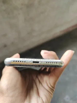 Apple iPhone X 256 GB White