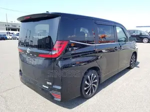 Toyota Noah 2022 Black