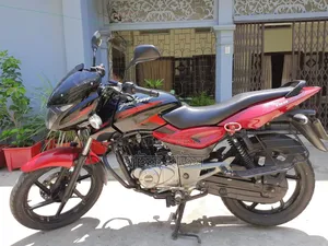 Bajaj Pulsar 150 2016 Red