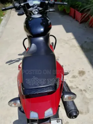 Bajaj Pulsar 150 2016 Red