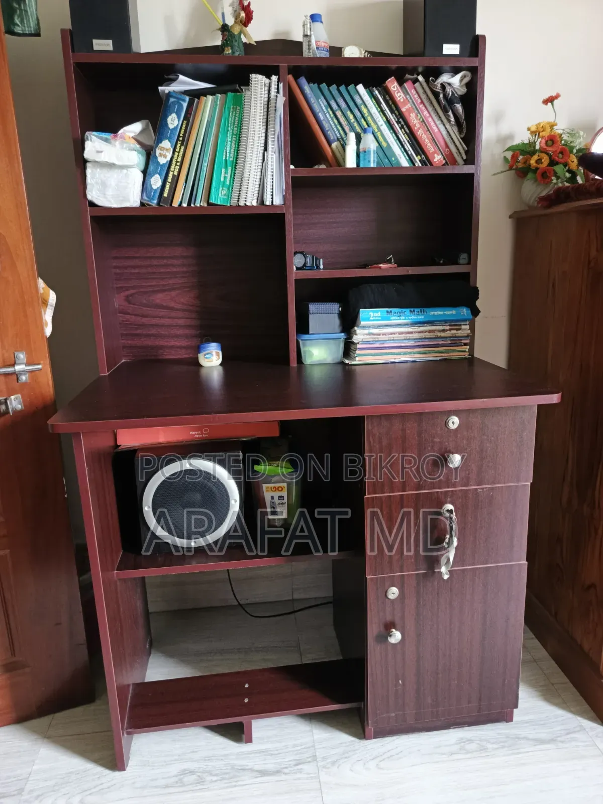 Reading Table