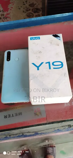 Vivo Y19 128 GB Yellow