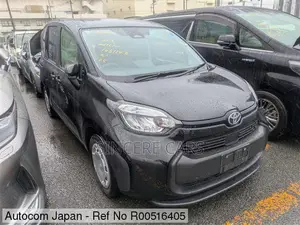 Toyota Sienta 2023 Black