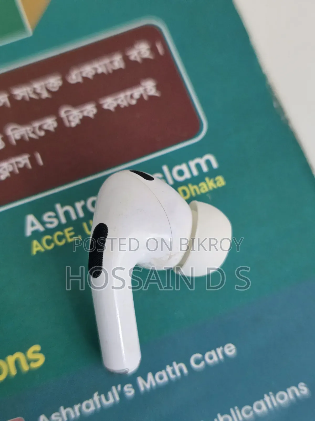 Original Apple Airpods Pro 2 (Type-c)- Only Case & Right Bud