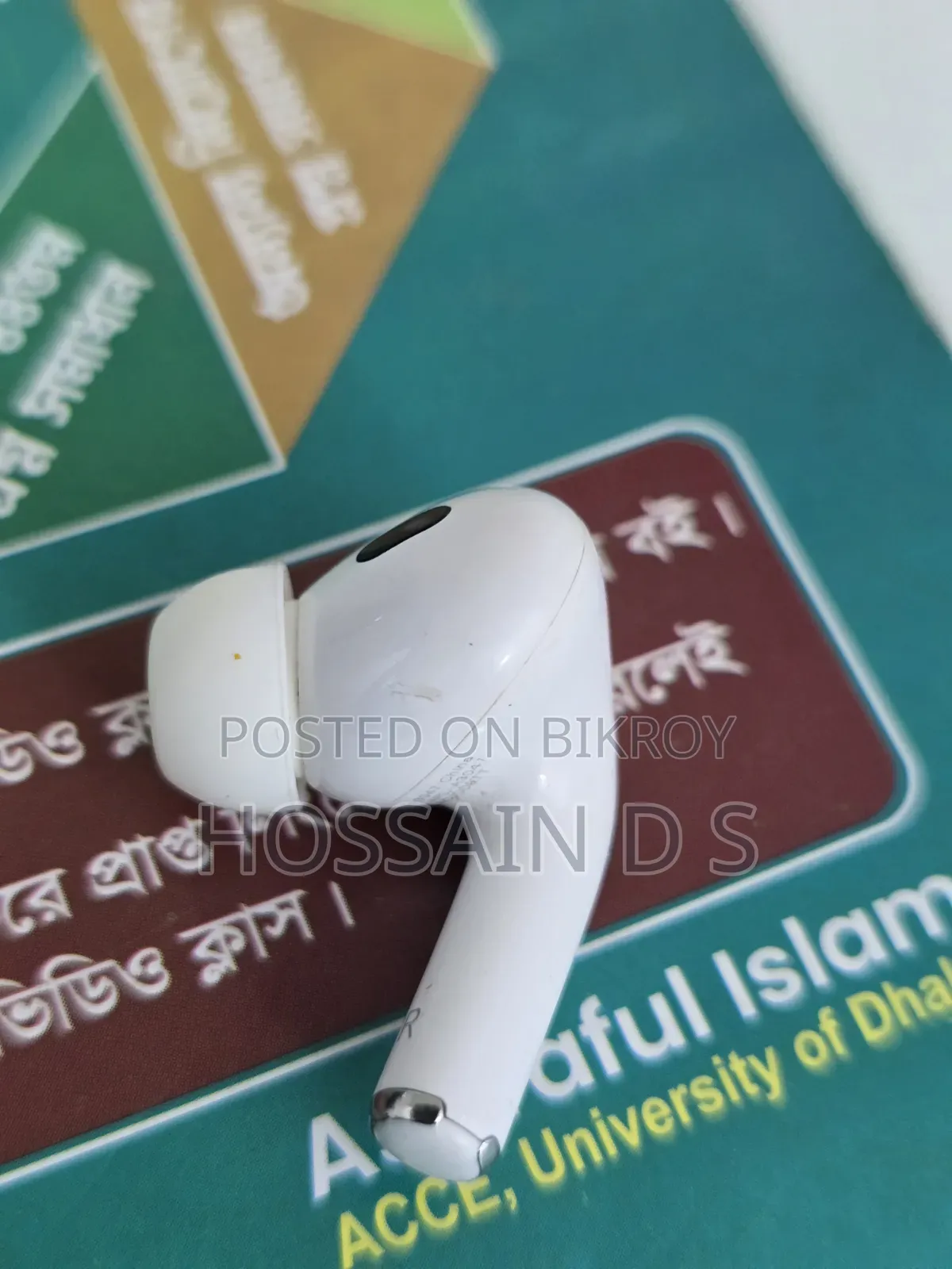 Original Apple Airpods Pro 2 (Type-c)- Only Case & Right Bud