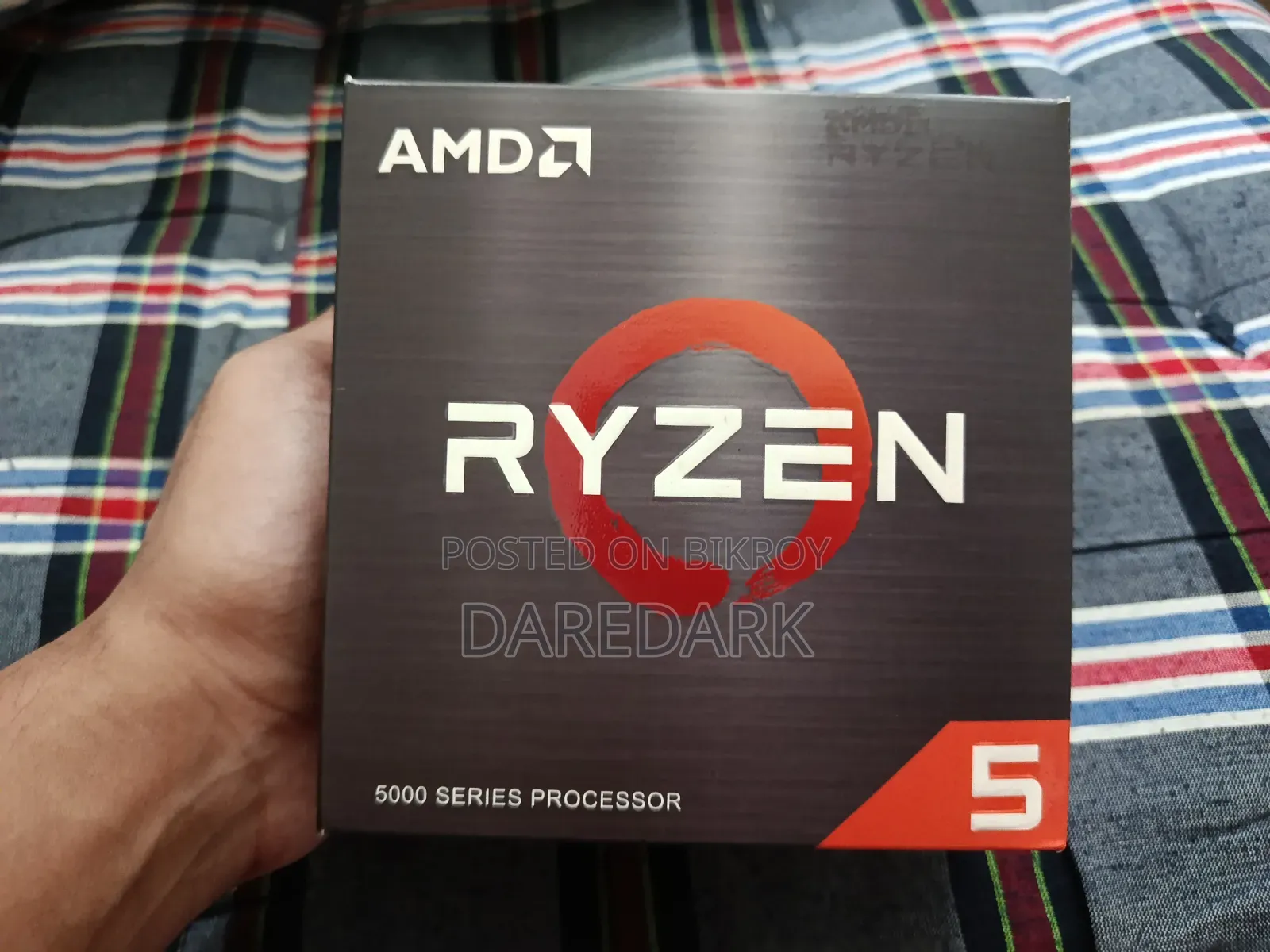 Amd Ryzen 5 5600 প্রসেসর সাথে ইনট্যাক্ট কুলিং ফ্যান।
