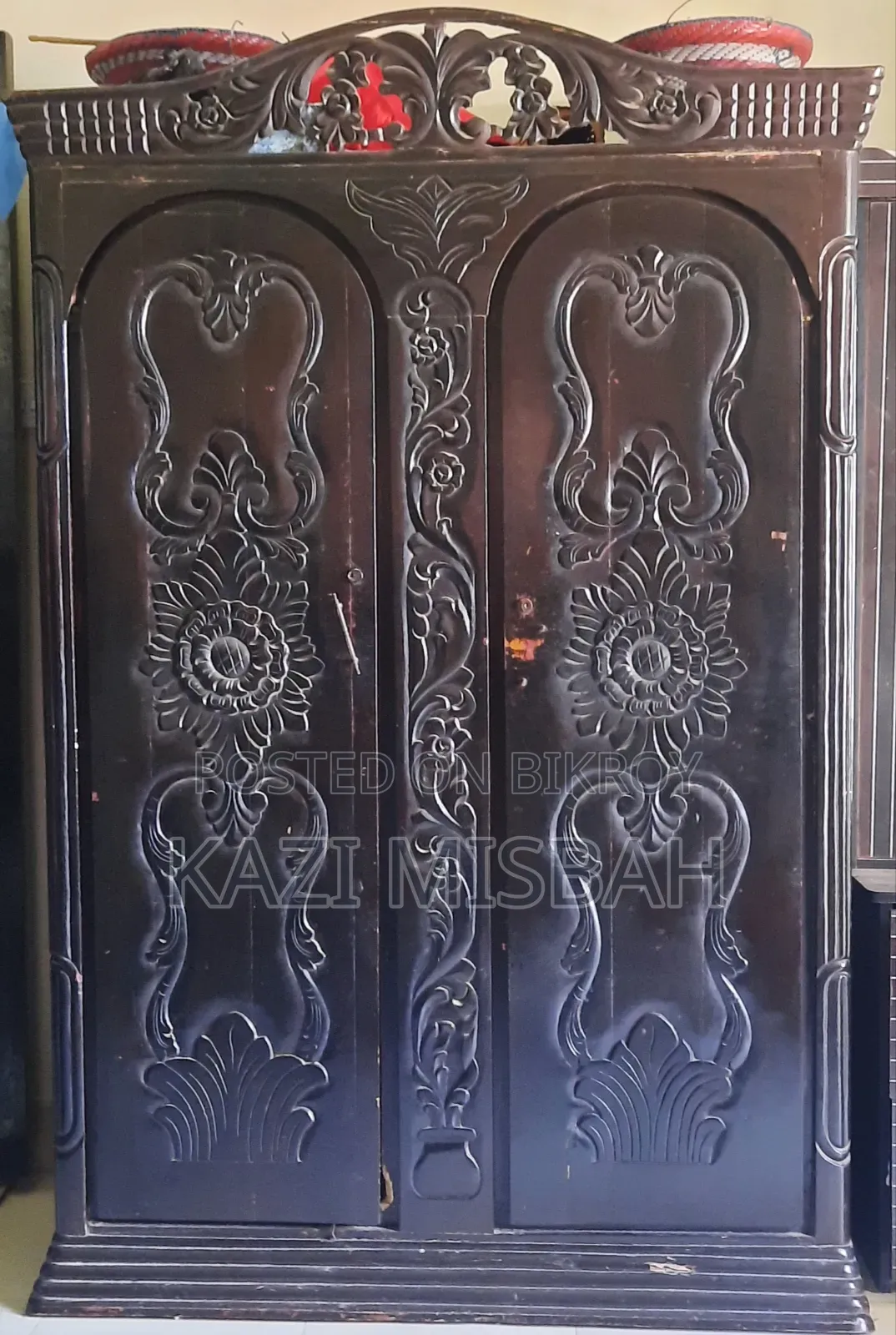 আলমারি বিক্রির জন্য