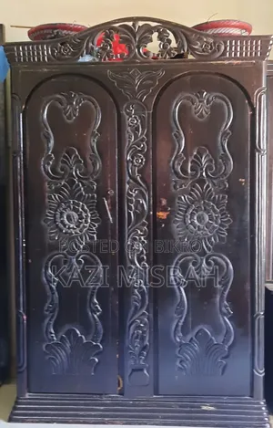 আলমারি বিক্রির জন্য