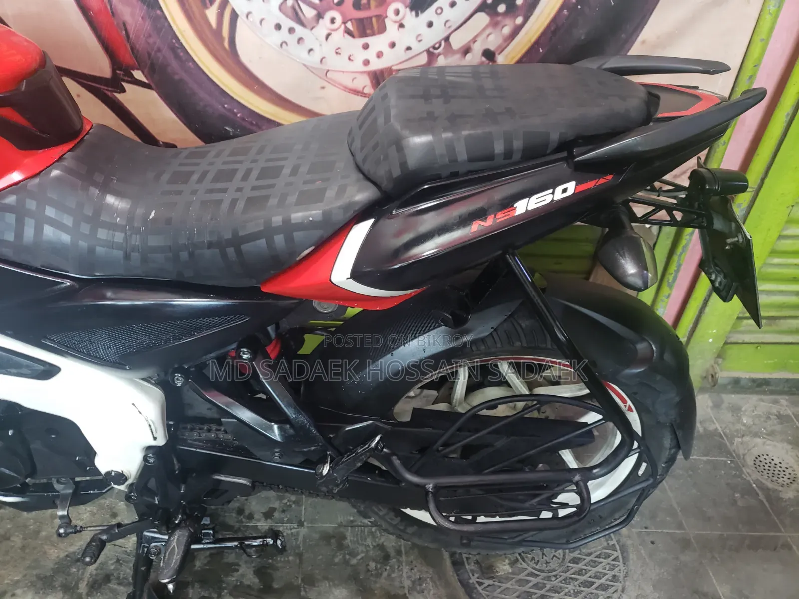 Bajaj Pulsar NS 160 2021 Red
