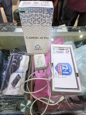 Tecno Camon 40 Pro 4G 256 GB Blue