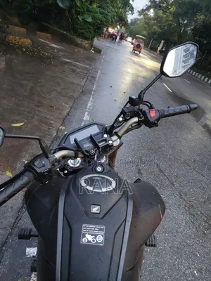 Honda Hornet 2025 Gray