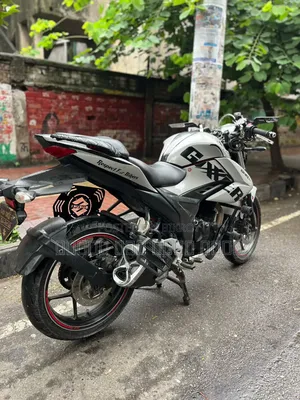 Suzuki Gixxer Fi ABS 2022 Red