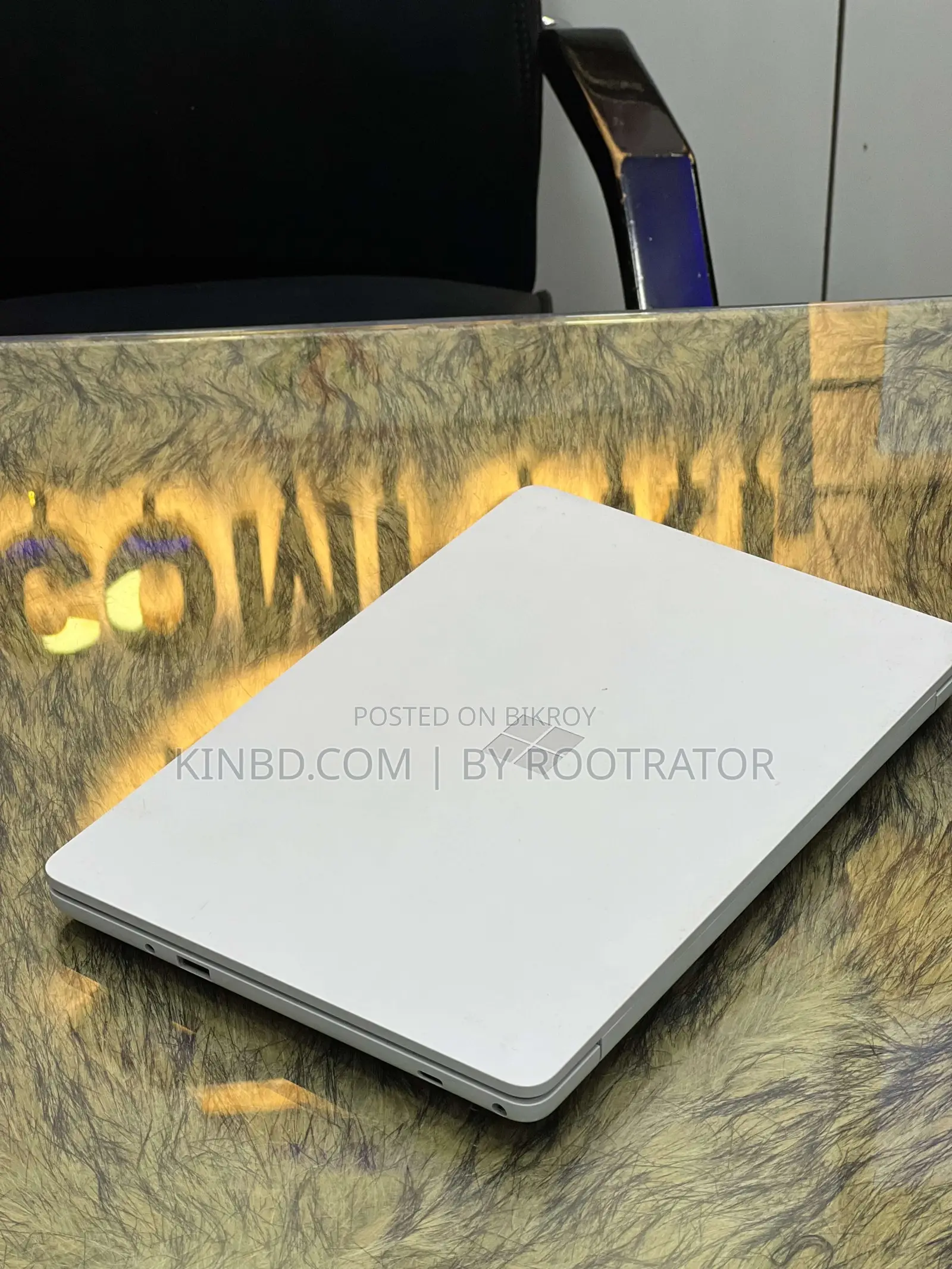ল্যাপটপ Microsoft Surface Laptop SE 8GB Intel Celeron SSD 128GB