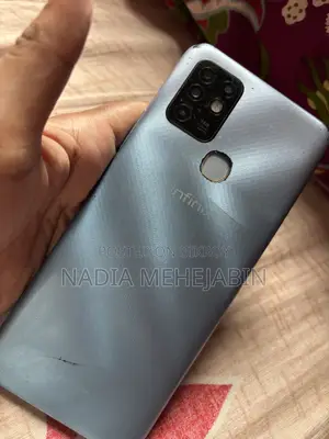 Infinix Hot 10 128 GB Blue