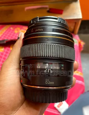 ক্যানন ৬ডি ৮৫মিমি ক্যানন লেন্স