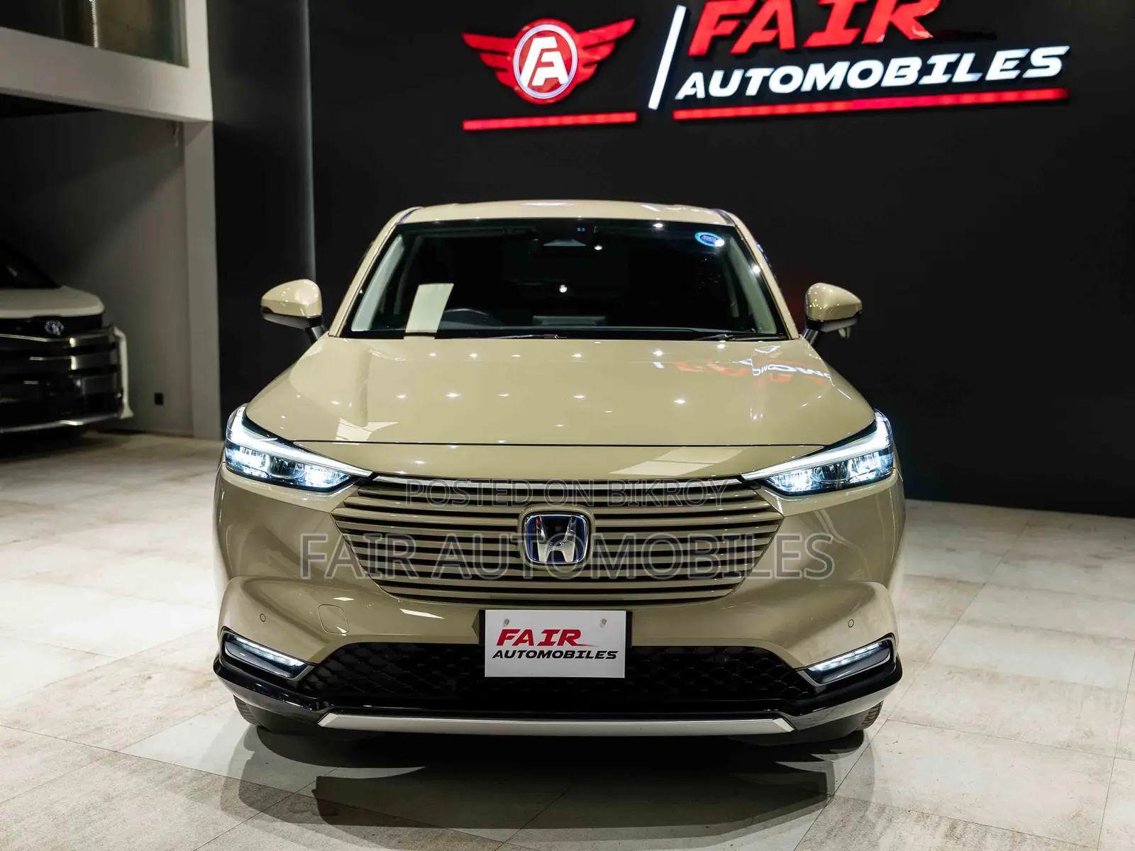 Honda Vezel 2022 Beige