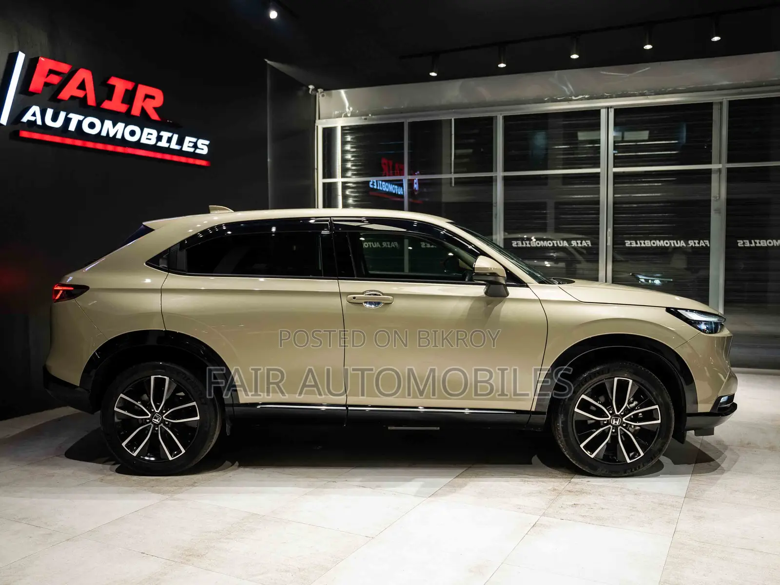 Honda Vezel 2022 Beige