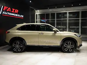 Honda Vezel 2022 Beige