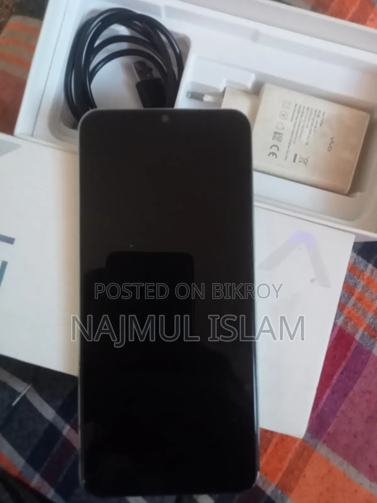 Vivo Y21 64 GB Blue
