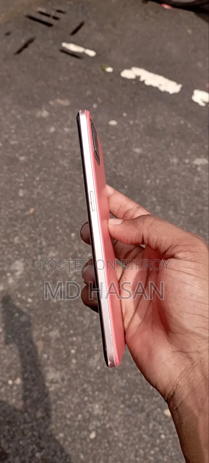 ওপ্পো এফ১৭ ১২৮ জিবি