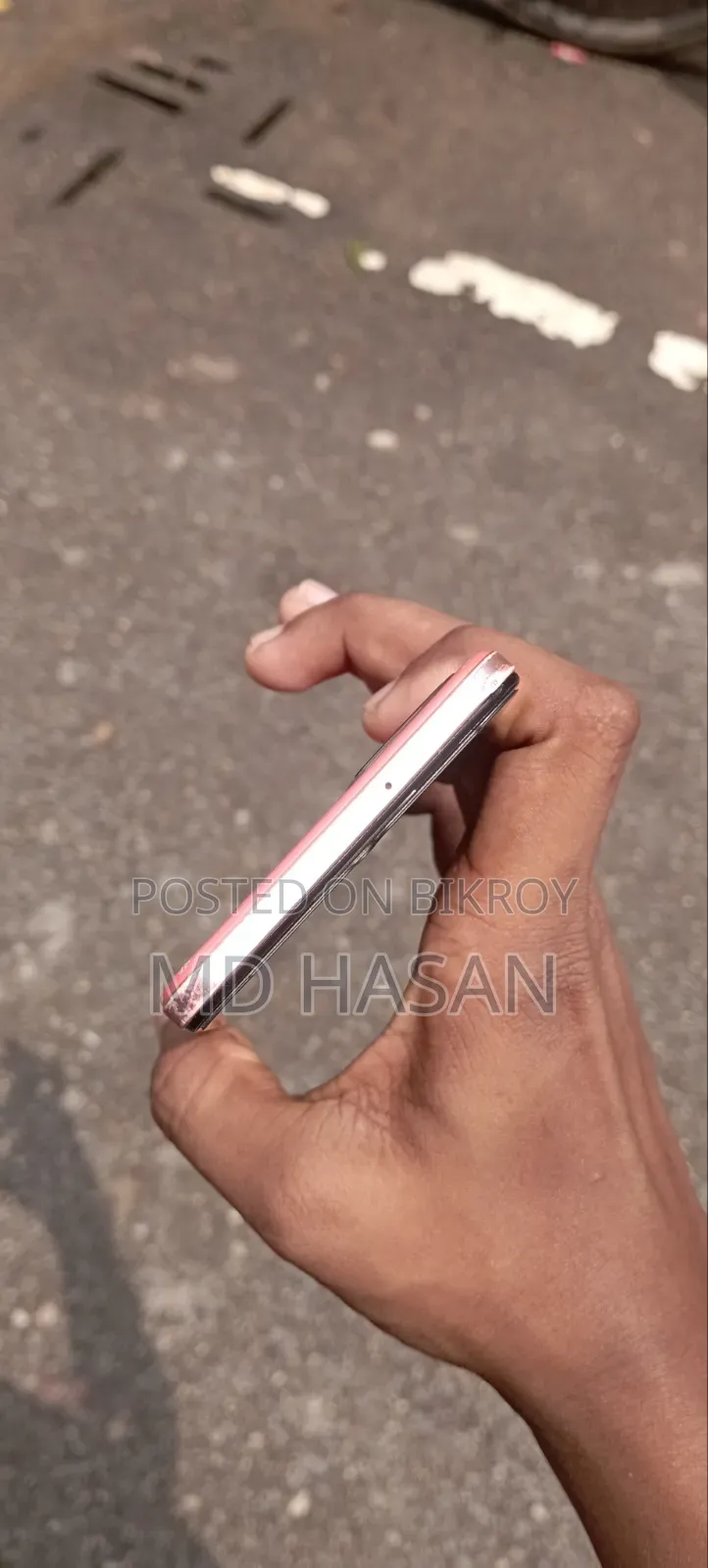 ওপ্পো এফ১৭ ১২৮ জিবি