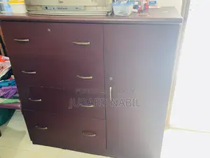 ওটবি ওয়ারড্রোব
