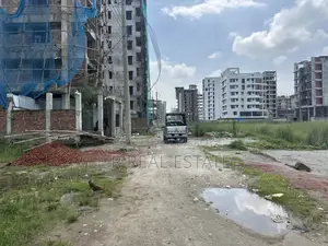 M-Block, 5-Katha, Ready Plot Urgent Sell, Bashundhara R/A