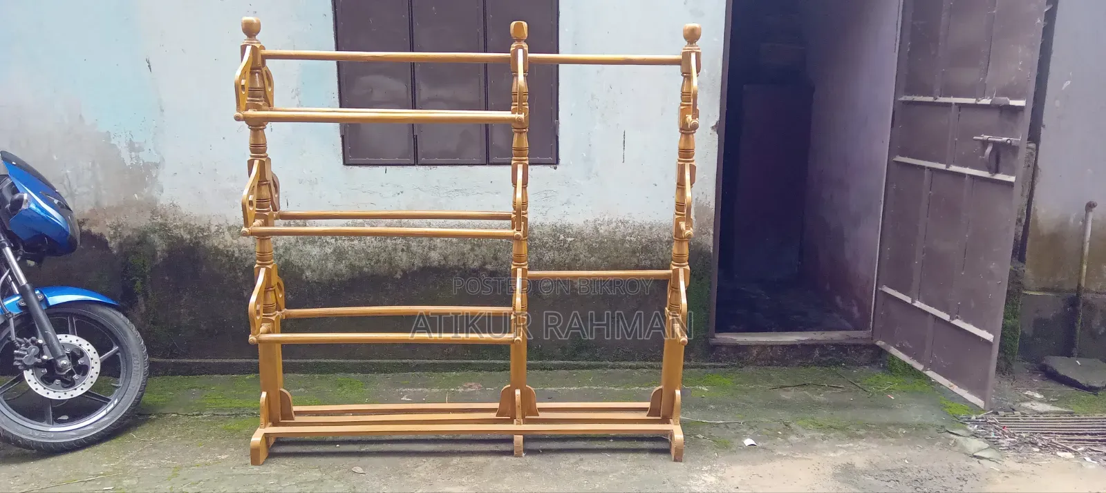 ভালো মানের কাঠের আলনা
