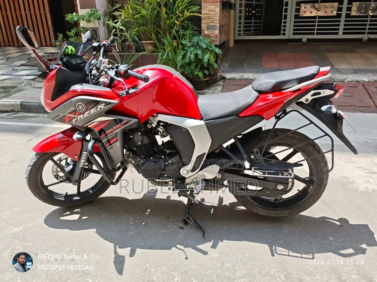 Yamaha 2025 Red