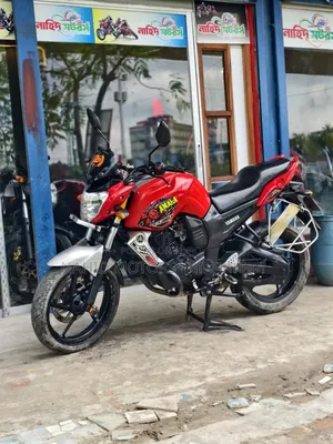 Yamaha FZ 2015 Red