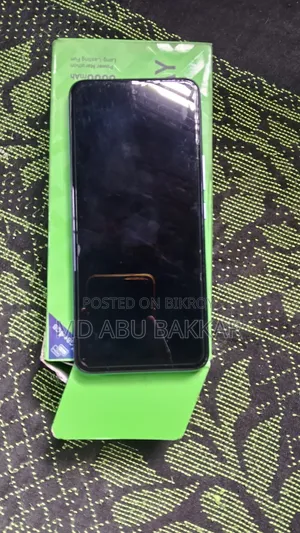 ইনফিনিক্স হট ১২ প্লে ৬৪ জিবি ব্লু
