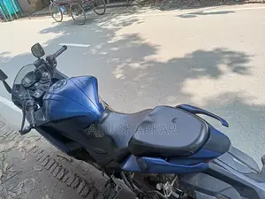 সুজুকি জিক্সার এফআই এবিএস ২০২৩ ব্লু