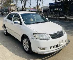 Toyota Corolla 2004 White