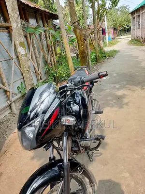 বাজাজ পালসার ১৫০ ২০১৬ কালো
