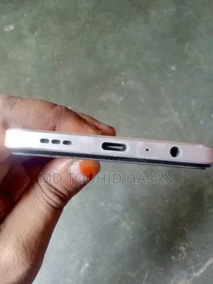 অপো এফ২১ প্রো ১২৮ জিবি ইয়েলো