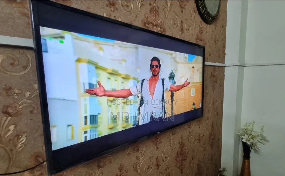 43-inch TV LG Voice Control