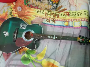 গিটার বিক্রির জন্য