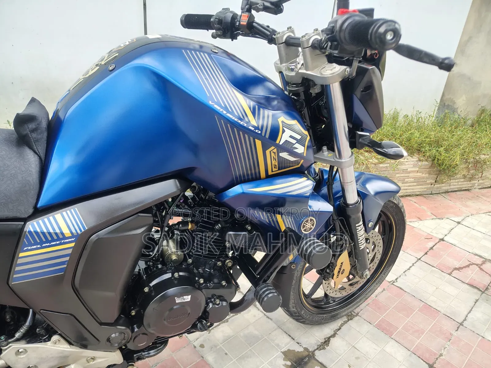 ইয়ামাহা এফজেড ২০২৪ ব্লু