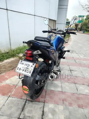 ইয়ামাহা এফজেড ২০২৪ ব্লু