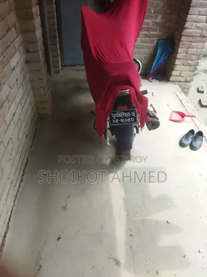 বাজাজ ডিসকভার ১২৫ ২০১৮ রেড
