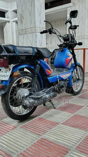 TVS XL 100 2018 Blue