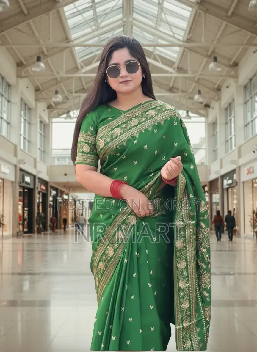 প্রিমিয়াম জাপানি সিল্ক শাড়ি এবং ব্লাউজ পিস