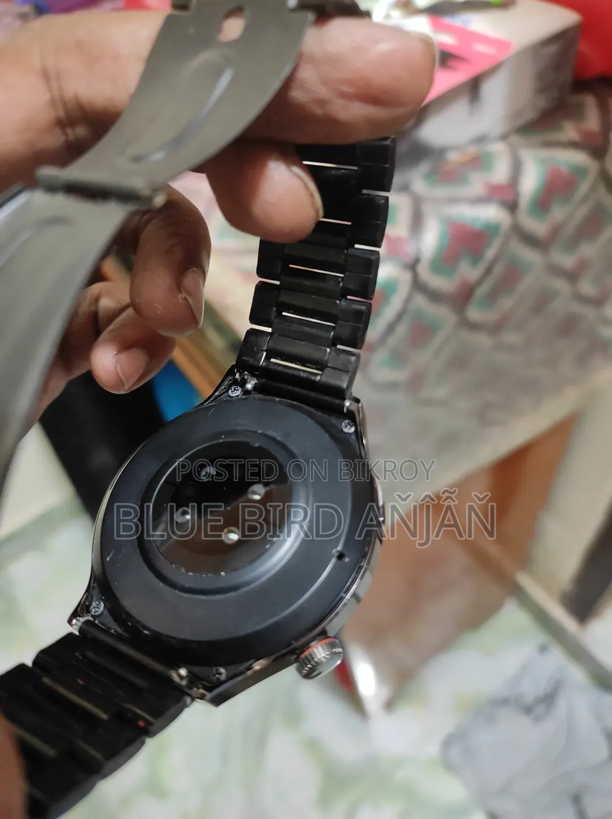 Watch 4 Pro