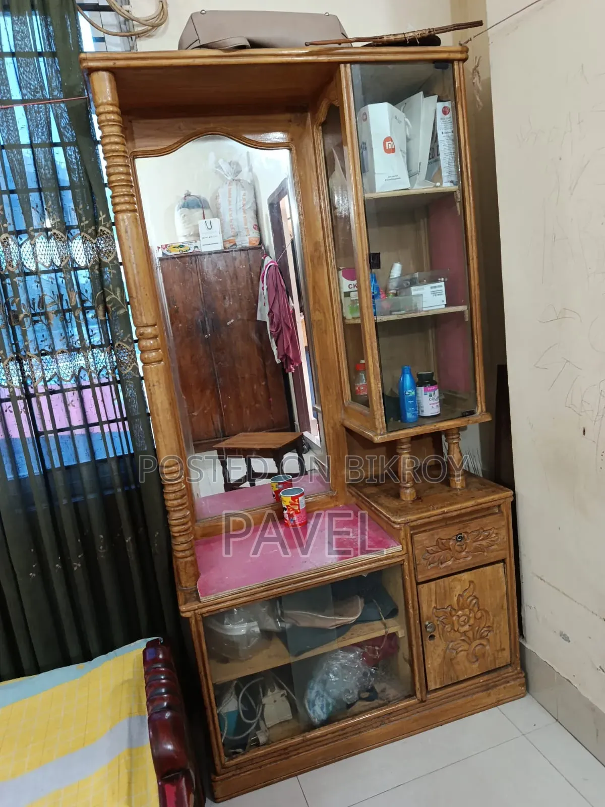 Dressing table for sale