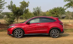 হোন্ডা ভেজেল ১.৫ হাইব্রিড ২ডব্লিউডি ২০১৭ রেড