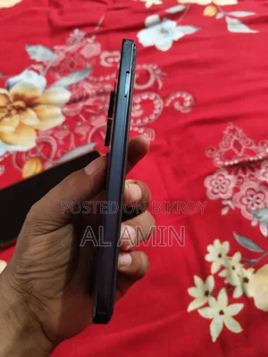 টেকনো ক্যামন ২০ প্রো ২৫৬ জিবি কালো