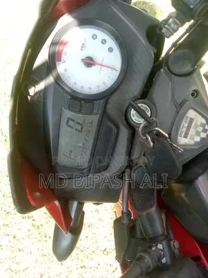 TVS Apache RTR 160 2V 2016 Red