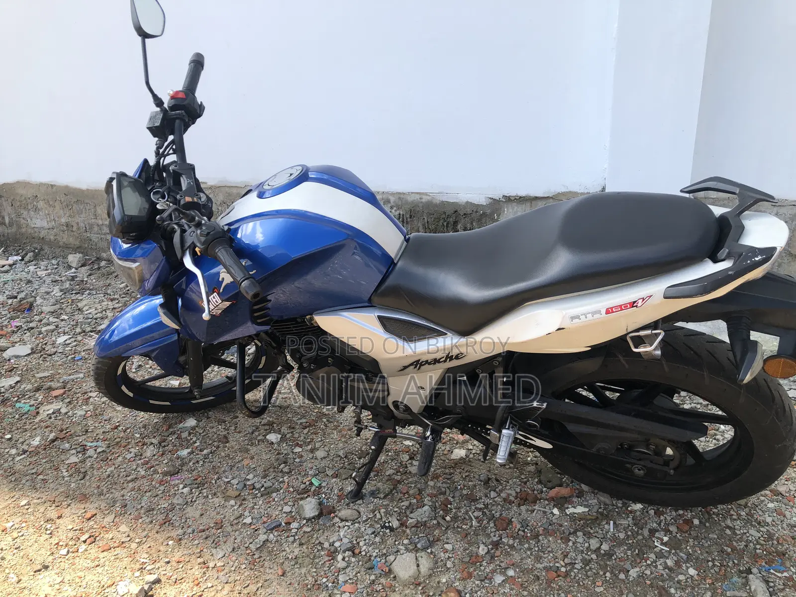 নতুন টিভিএস অ্যাপাচি আরটিআর ১৬০ ৪ভি ২০২০ নীল