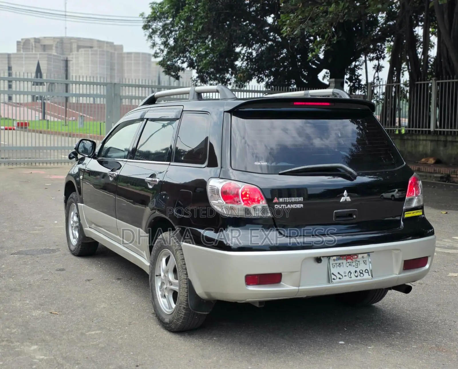 Mitsubishi Outlander 2.4 2003 Black